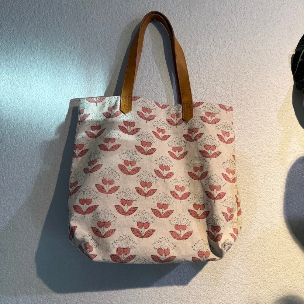 Joyn Tote Bag - Picture 3 of 5